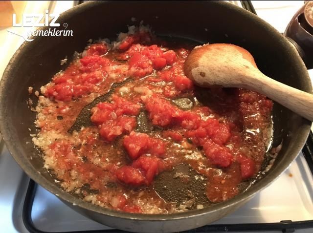 Domatesli Bulgur Pilavı Yapımı