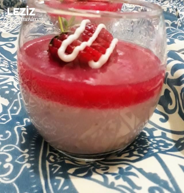 Çilekli Ev Pudingi Tarifi