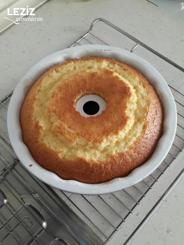 Yumuşacık Limonlu Kek