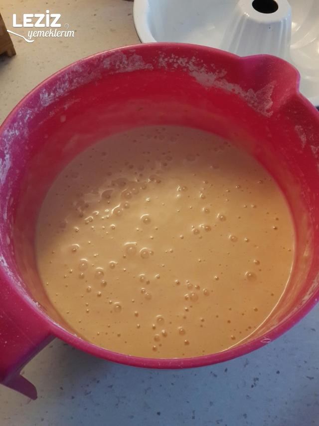 Yumuşacık Limonlu Kek