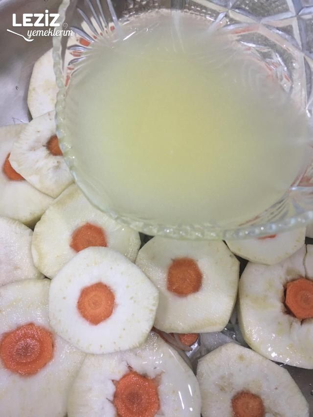 Havuç Göbekli Zeytnyağlı Kereviz (Düğmeli Kereviz)