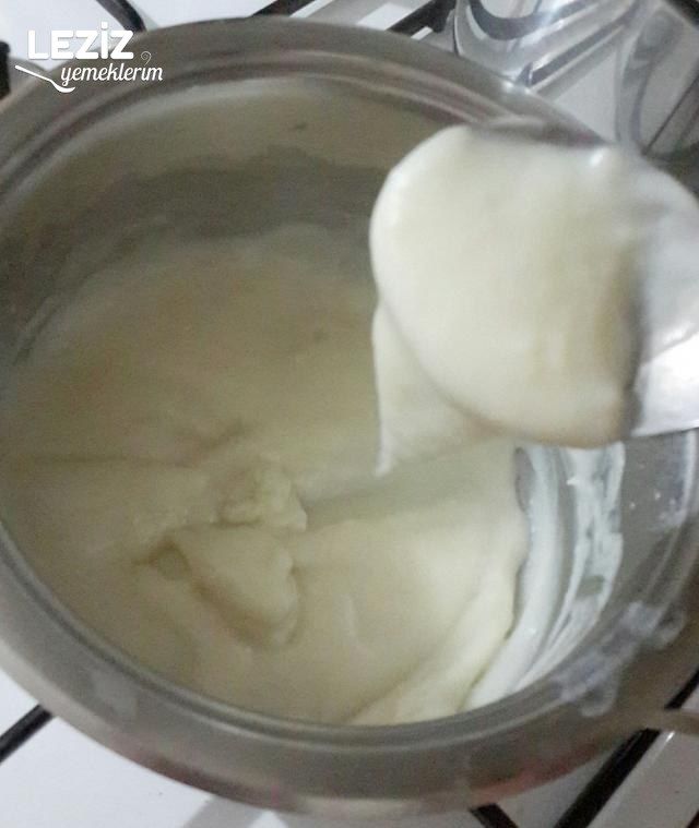 Rulo Meyveli Tatlı