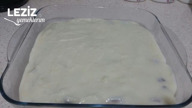 Muhallebili Halleyli Pratik Tatlı Tarifi