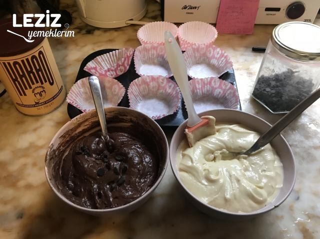 Neapolitan Cupcake