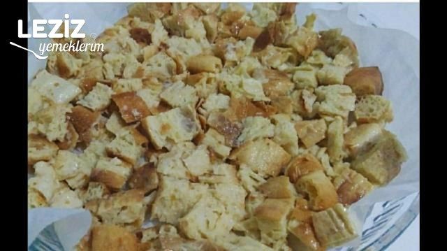 Ekmek Pizzası