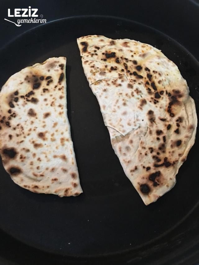 El Açması Ispanaklı Börek Tarifi (Mutlaka Deneyin)