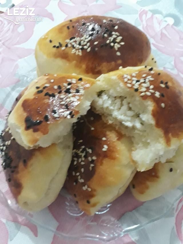 Yoğurtlu Poğaça
