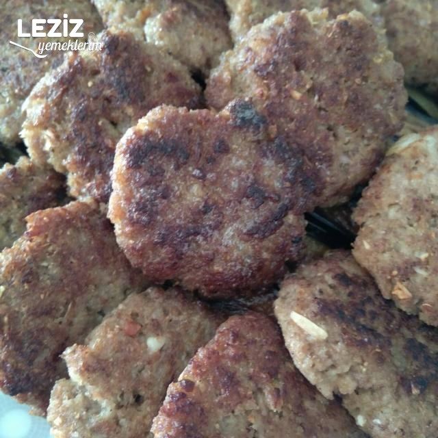 Köfteli Patlıcan Sarma