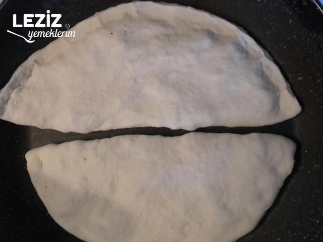 Peynirli Sac Böreği Tarifi