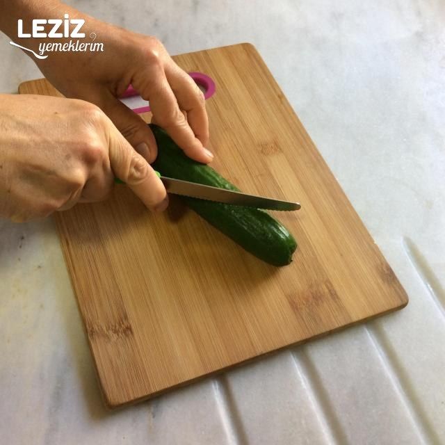 Salatalıktan Kalp Yapımı
