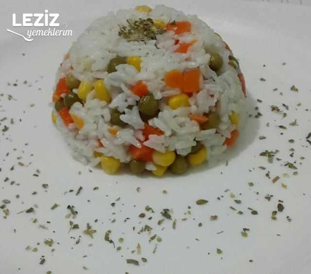 Garnitürlü Muhteşem Pirinç Pilavı