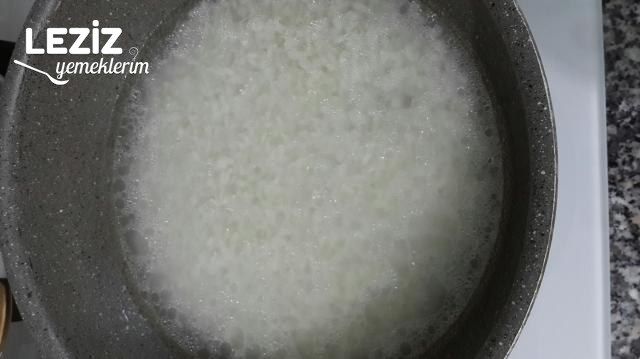 Garnitürlü Muhteşem Pirinç Pilavı