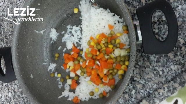 Garnitürlü Muhteşem Pirinç Pilavı