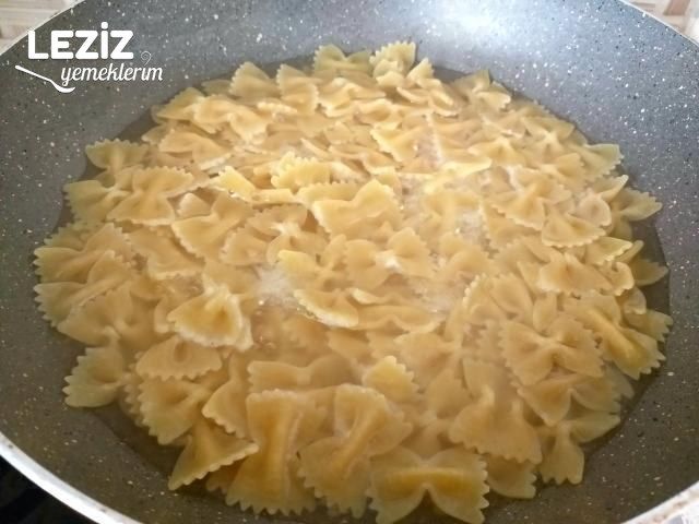 Karahindibalı (Radika) Farfelle Makarna