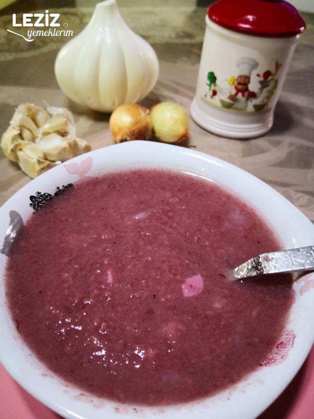 Kızılcık (Kıren) Tarhanası Çorbası