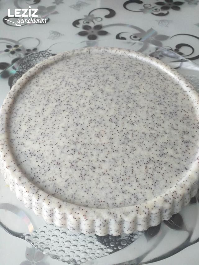 Haşhaşlı Sütlü İrmik Tatlısı Tarifi
