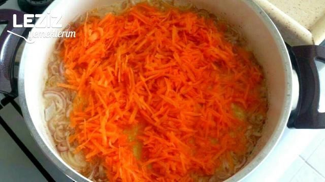 Havuçlu Etli Pilav