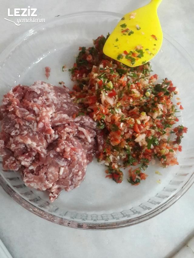 Evde Lahmacun Nasıl Yapılır