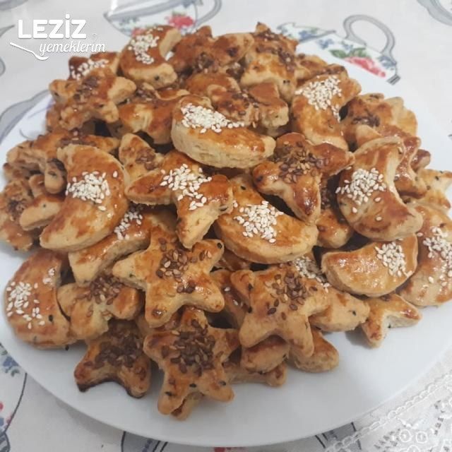 Mahlepli Tuzlu Kurabiye (Sıvı Yağlı Kurabiye)
