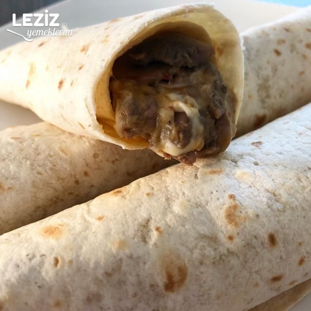 Kaşarlı Mantarlı Et Dürüm