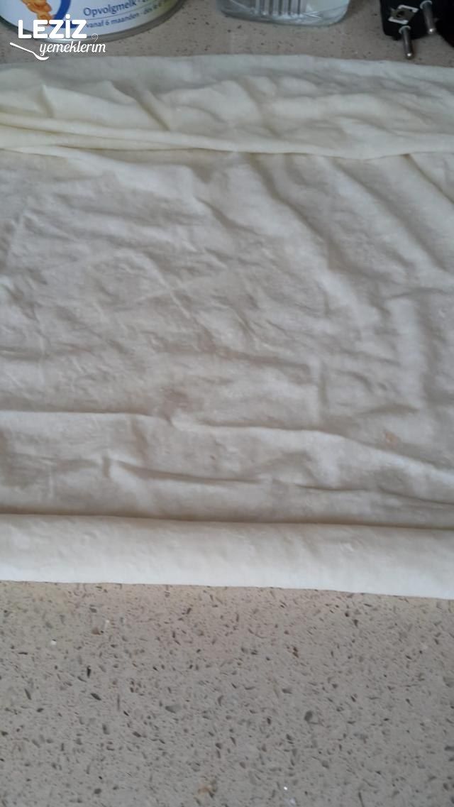 Yufkadan Kahvaltılık Puf Tarifi