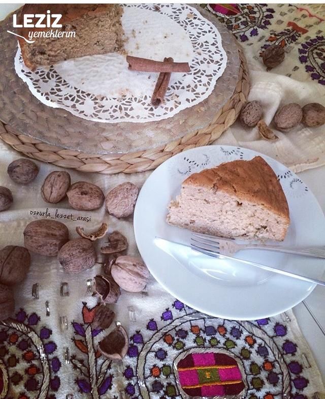Çaylı Cevizli Kek