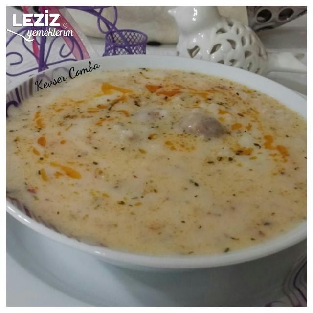 Sıcacık Köfteli Yayla Çorbası