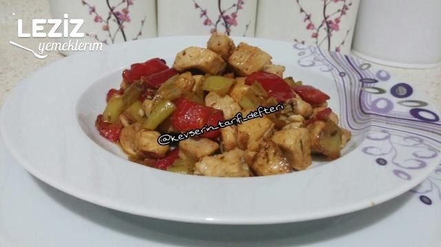 Biberli Tavuk Kavurması (15 Dk.da Hazır)