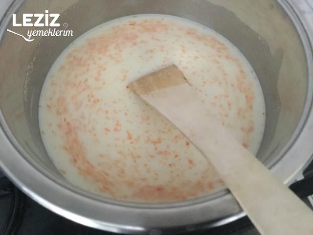 Portakal Soslu İrmik Tatlısı Tarifi