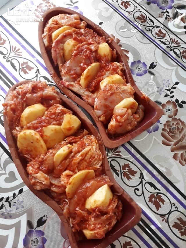 Kiremitte Patatesli Parça Tavuk