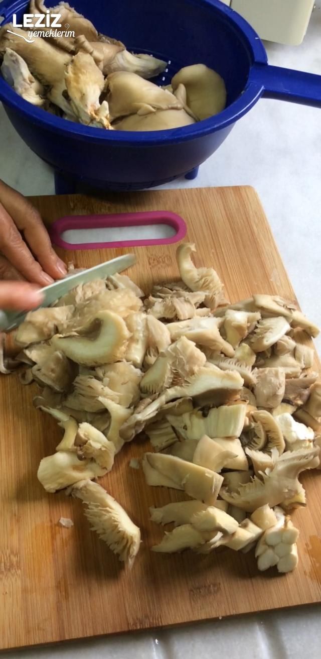 İstiridye Mantarı Kavurması Tarifi