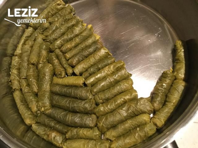 Kırmızı Mercimekli Yaprak Sarması
