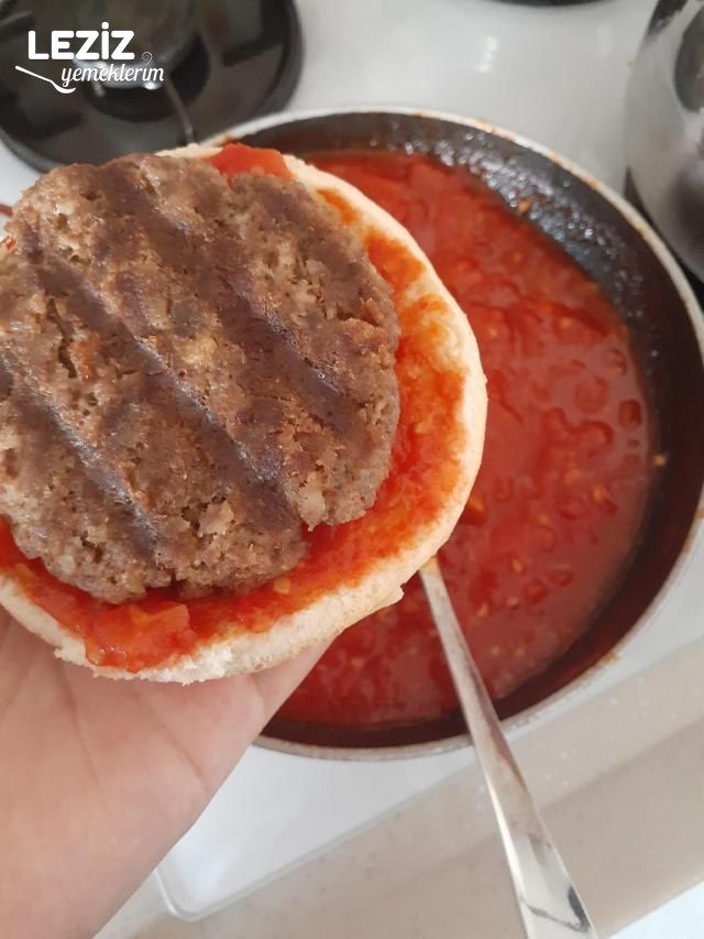 Evde Islak Hamburger Yapımı