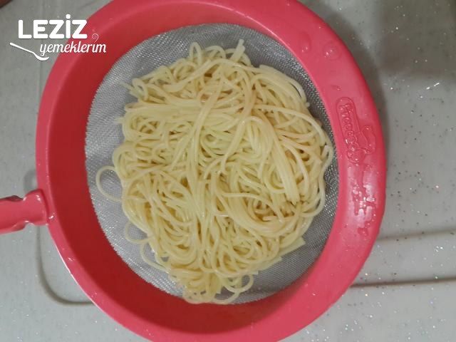Havuçlu Karabiberli Spagetti