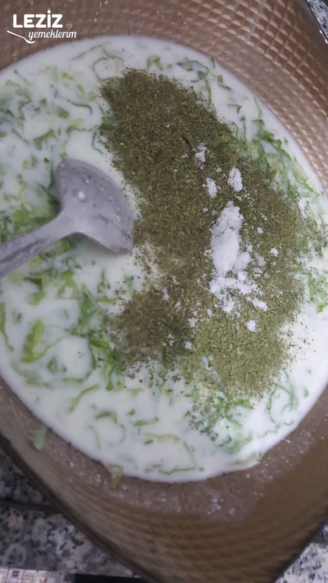 Marul İle Cacık