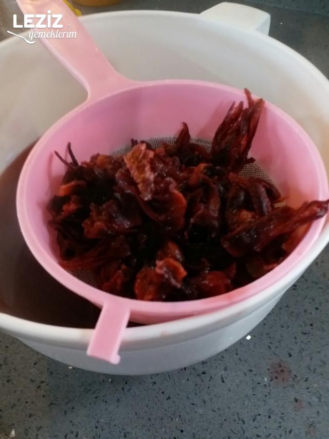 Hibiskus Şerbeti
