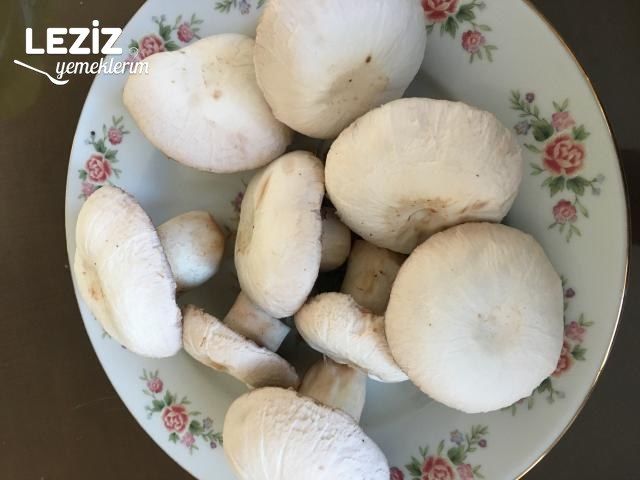 Tavuklu Mantar Kavurma