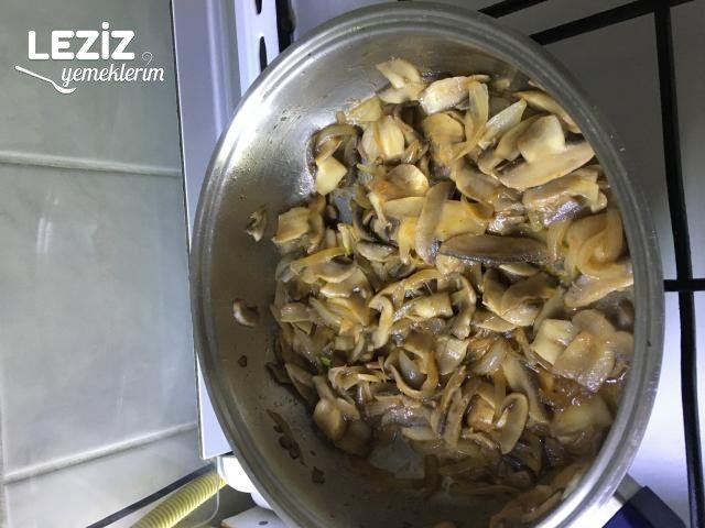 Tavuklu Mantar Kavurma