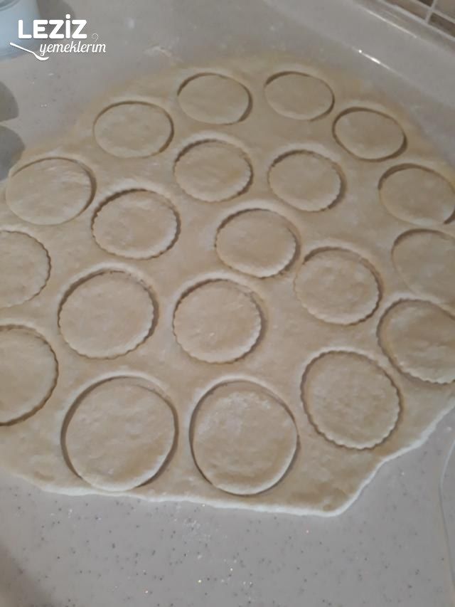 Yaş Mayalı Hamur Kızartması