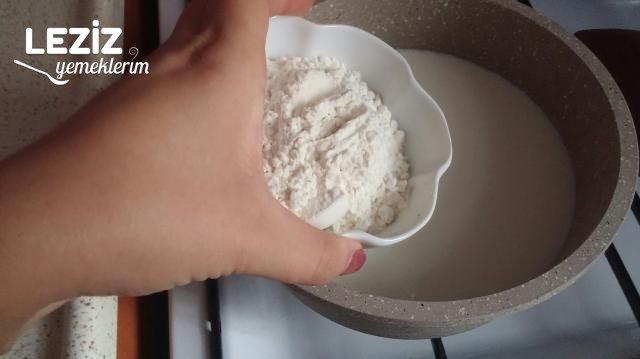 Çikolata Dolgulu Fincan Tatlısı Nasıl Yapılır