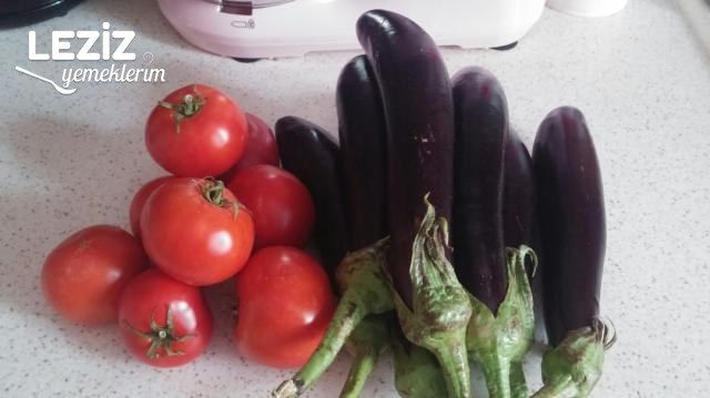 Dondurucu İçin Soslu Patlıcan Kızartması
