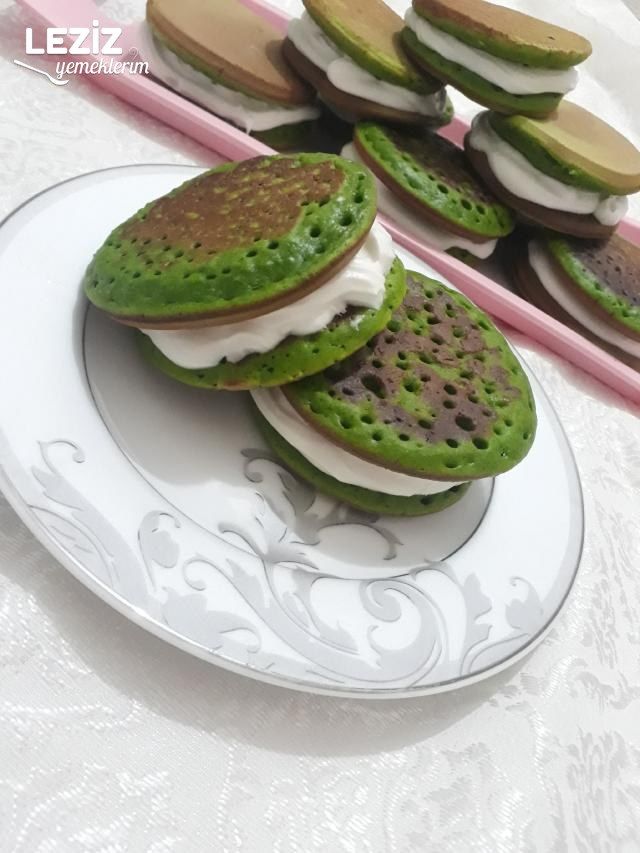 Ispanaklı Süt Burger (Yemelere Doyamayacağınız)