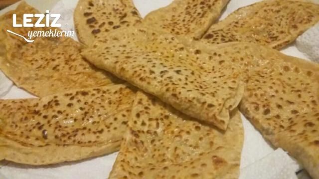 Semiz Otlu Börek