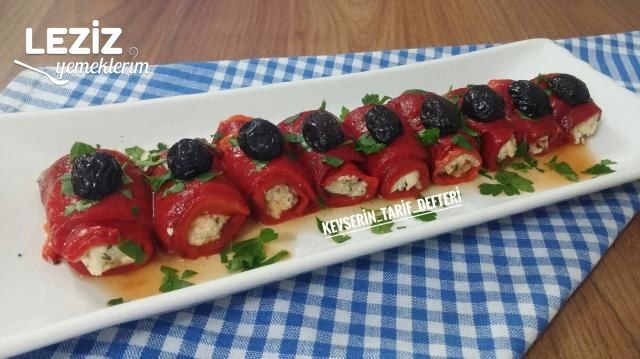 Kahvaltıya Peynirli Közlenmiş Kırmızı Biber Sarması