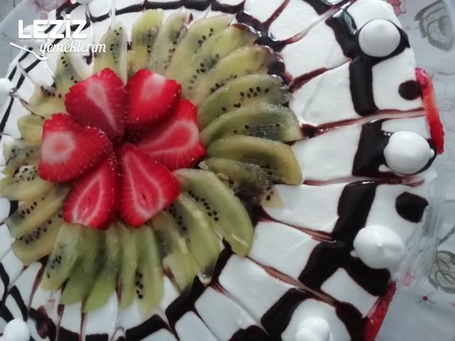 Evde Yaş Pasta Yapımı