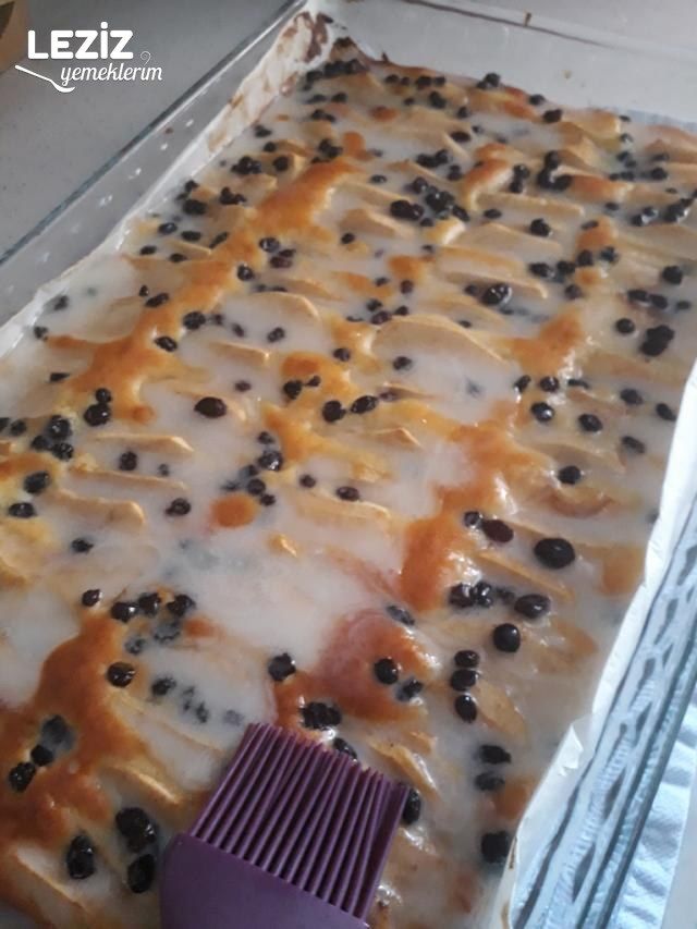 Soslu Elmalı Kek Tarifi