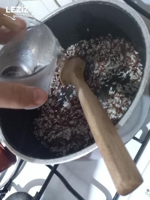 Pirinç Pilavı Tarifi (Şehriyeli)
