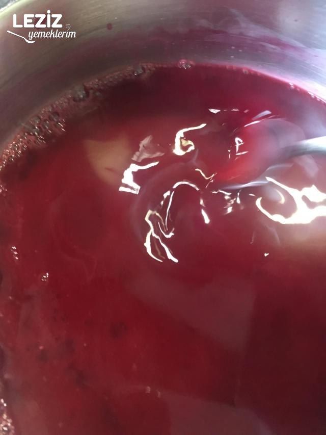 Vişnezade Tatlısı