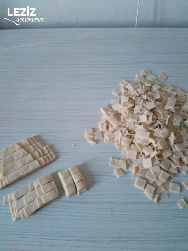 Çorbalık Kesme Hamur Nasıl Yapılır