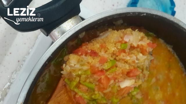 Sebzeli Bulgur Pilavı Yapılışı